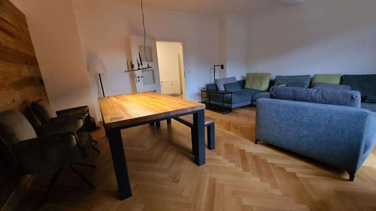 Bunter Hirsch Ferienwohnung Im Garmischer Zentrum エクステリア 写真