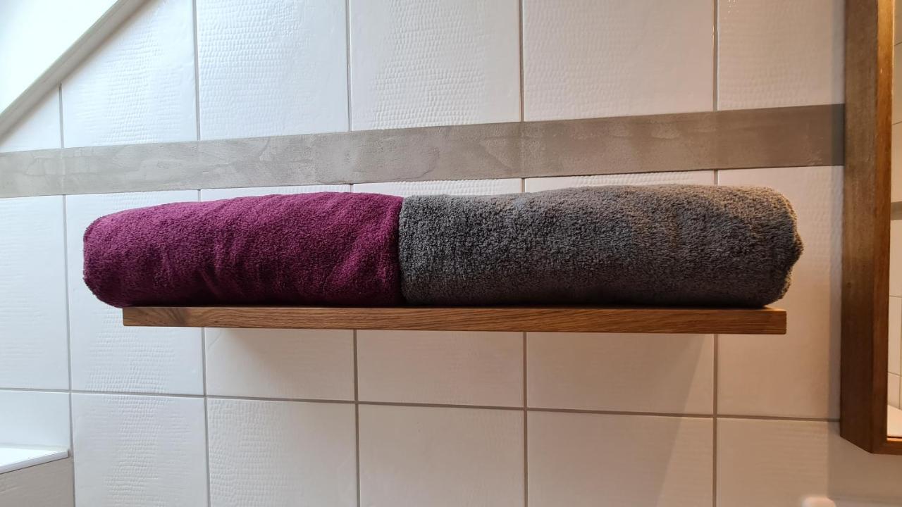 Bunter Hirsch Ferienwohnung Im Garmischer Zentrum エクステリア 写真