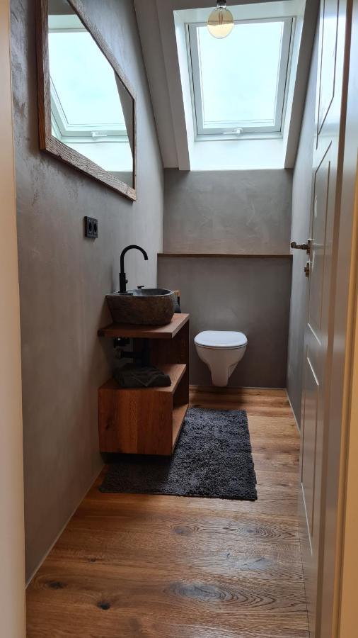 Bunter Hirsch Ferienwohnung Im Garmischer Zentrum エクステリア 写真